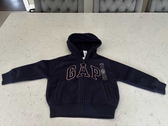 Girls Gap hoodie