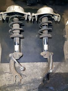 Audi A4 B8 2.0 Tdi Front Right And Left Side Suspension Shock Leg Strut