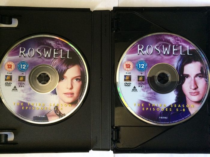 Roswell - Season 1-3 (1999-2002 Complete Series) [DVD TV Boxsets]