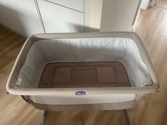 Chicco bedside baby crib - almost like new
