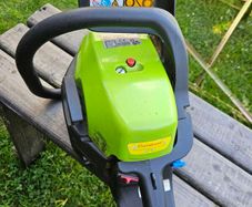 Petrol chainsaw