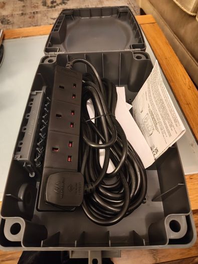 Masterplug weatherproof outdoor power box