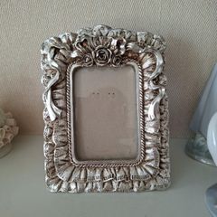 Silver Ribbon Ornate Frame 12.5cm x 18cn