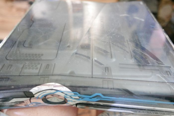 Xbox360 250GB - special edition - Halo4 +1Pad (one game)