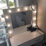 vanity desk Image 3