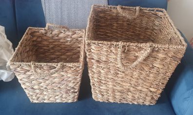 2 metal frame woven baskets with handles