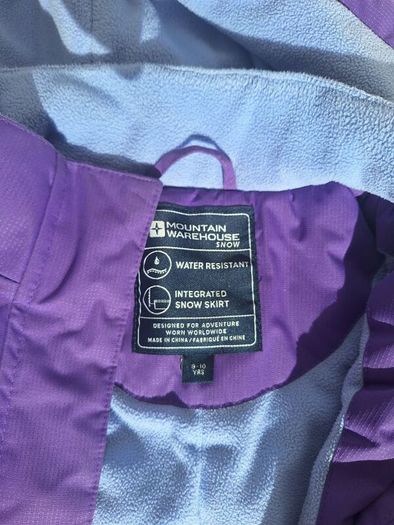 Age 9-10 girls ski bundle from Mountain Warehouse