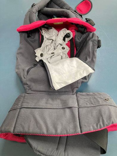 LILLEbaby Complete All Seasons 6-in-1 Baby Carrier - Charcoal/Berry