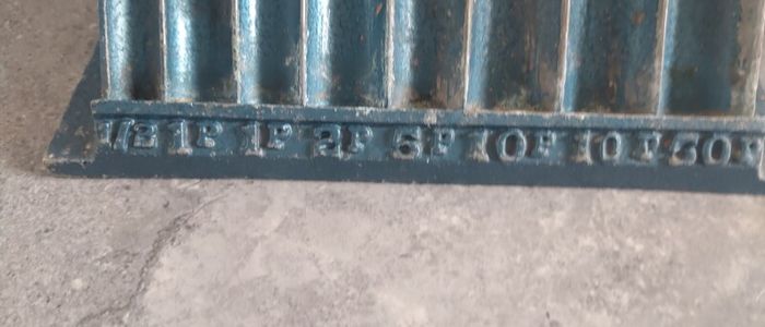 Vintage style cast iron coins sorter open to Reasonable offer
