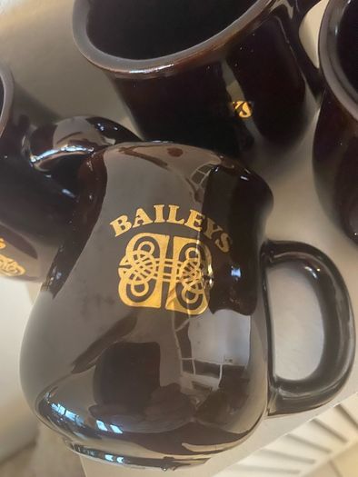 Very Rare Baileys Coffee Mugs (4)