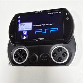 PSP GO + Rare 16gb M2 memory card
