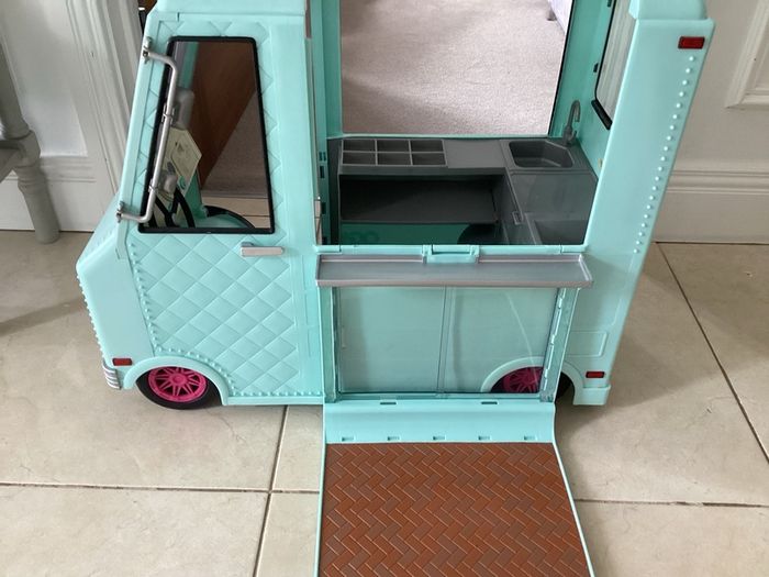 Our Generation Sweet Stop Ice Cream Truck