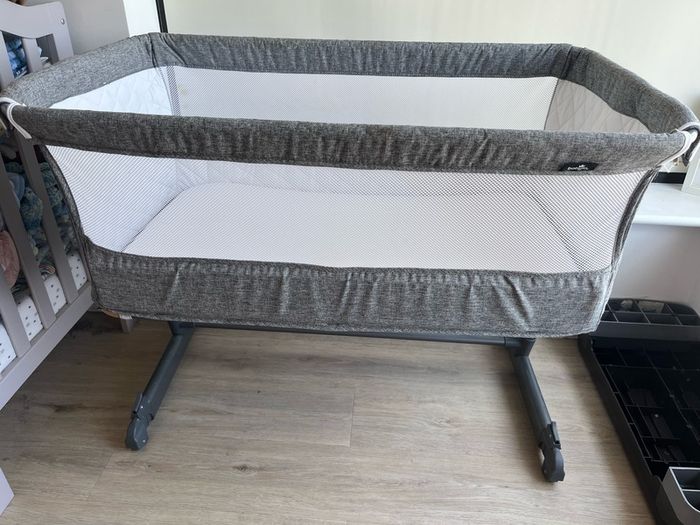 Next to me cot