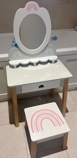 Kids Dressing Table