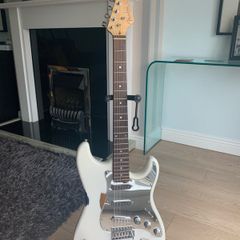 Fender Squier Stratacaster Custom Finish
