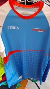 (Tight Fit) Armagh GAA O'Neills Gaelic Football Jersey (Adult Medium) FREE POST