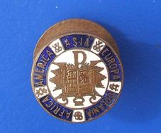 WORLD ALLIANCE of YMCAs (Young Men's Christian Association) - a vintage membership badge (1950's or earlier)