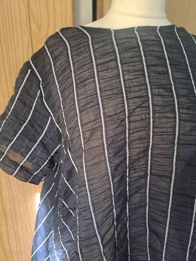 Wendy Trendy asymmetric tunic top