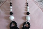 Black /White Chunky Necklace