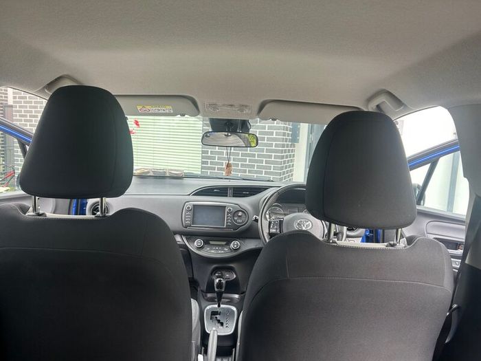 Toyota Yaris 2018 (182) 1.5 Petrol Hybrid  88,000