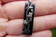 Vintage Sterling Silver 925 Floral Pendant with Separate Black Back and  Sterling Silver Chain