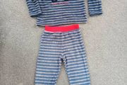 boys winter pj. Age 6/7