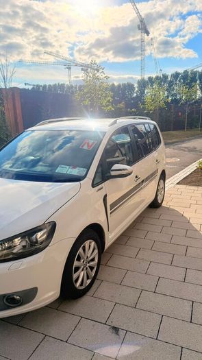 Volkswagen touran Petrol  7 Seater Automatic