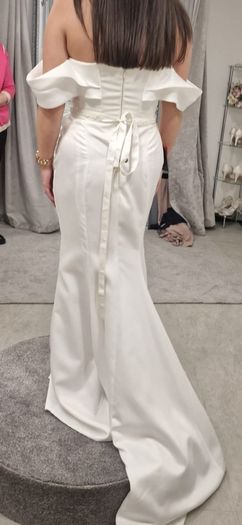 wedding dress