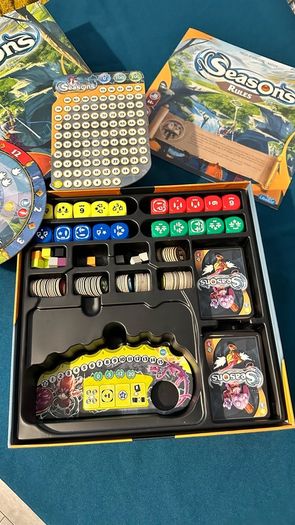 Seasons board game / boardgame