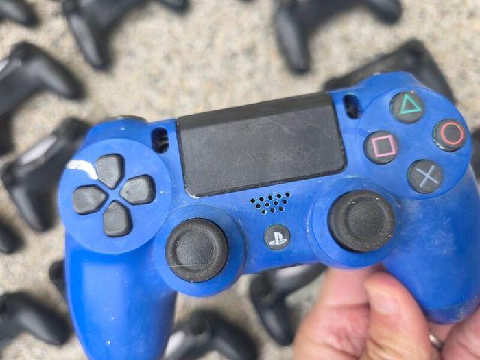 32 x PS4 Controller Joblot (Free Post)