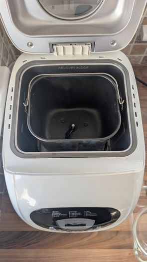 Morphy Richards Fastbake Breadmaker