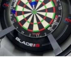 Dartboard Winmau Blade 6 Triple Core Dartboard and Surround