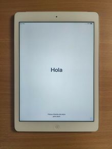 Apple iPad Air 16GB, Wi-Fi + Cellular, 9.7in - Silver