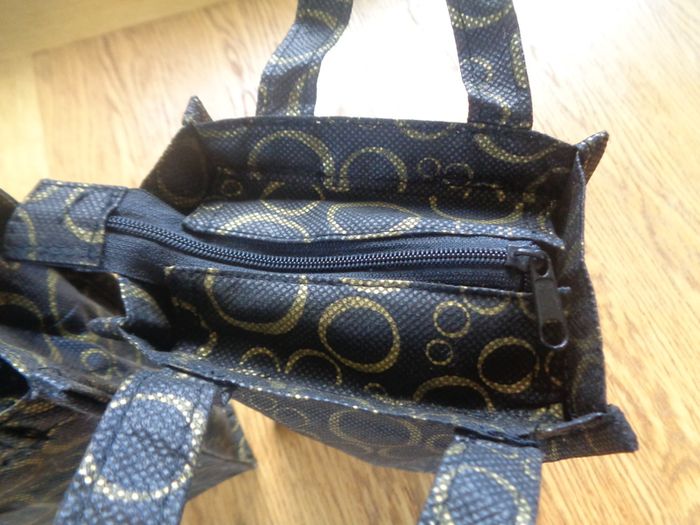 Black & Gold Woven Storage/Gift Bags x 2 for Sale