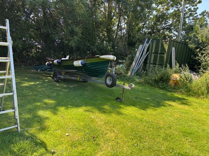 lake boat 19 foot