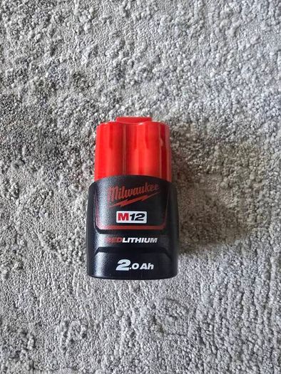 milwaukee m12 2ah battery