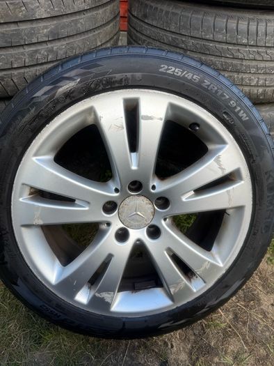 Alloys Mercedes 225/45/17 Geniune