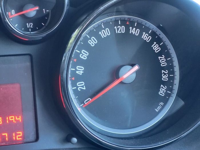 2014 Opel Astra Nct Test And Taxed Great Condition