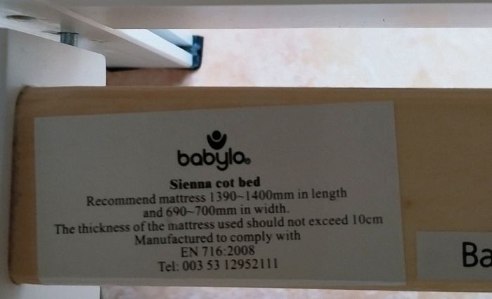Babylo Sienna cot bed