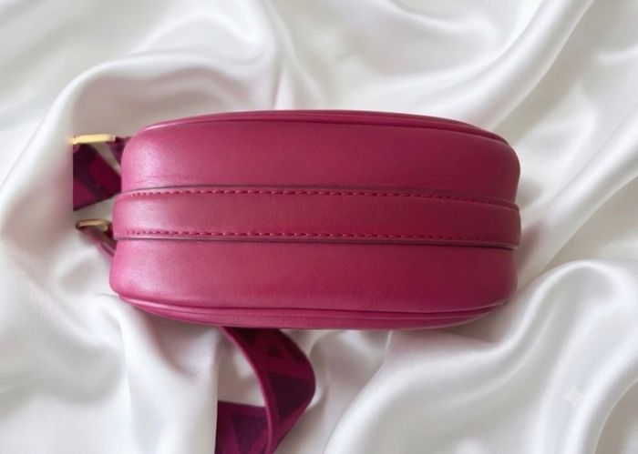 Marc Jacobs pink saddle bag