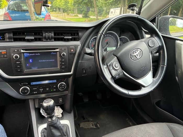 2013 Toyota Auris