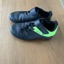 Boys football boots size uk 10.5 Image 2