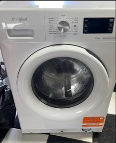 Whirlpool FWL71253W UK door