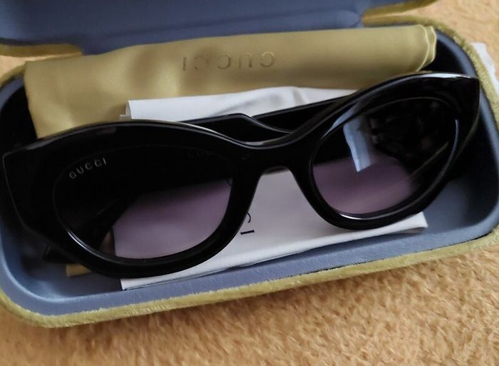 SEASON HIT  The Trendiest Gucci Shape  Beautiful Oval Model