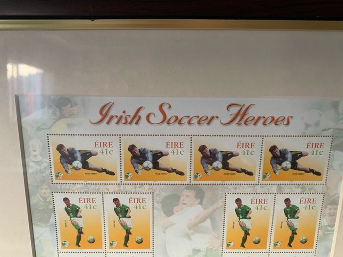 Irish Soccer Heroes - Official An Post Framed Stamp Set 2002