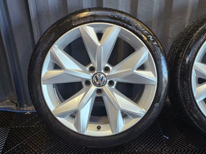 Genuine Set of 4 Volkswagen Prisma Alloy Wheels