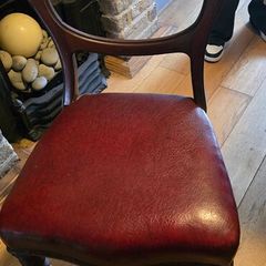Antique victorian balloon chair