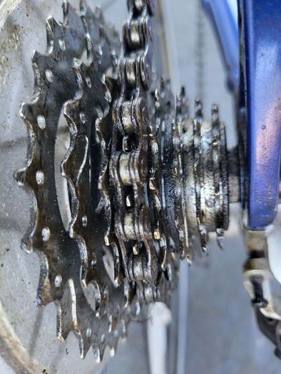 Carerra Gryphon Flatbar Road Bike In Excellent Condition. No Offers