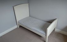 2 cot beds and 1 chest of drawers