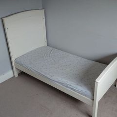 2 cot beds and 1 chest of drawers